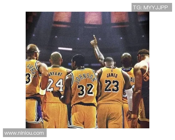 10月1日湖人对阵热火NBA总决赛直播盛况回顾与精彩瞬间分析